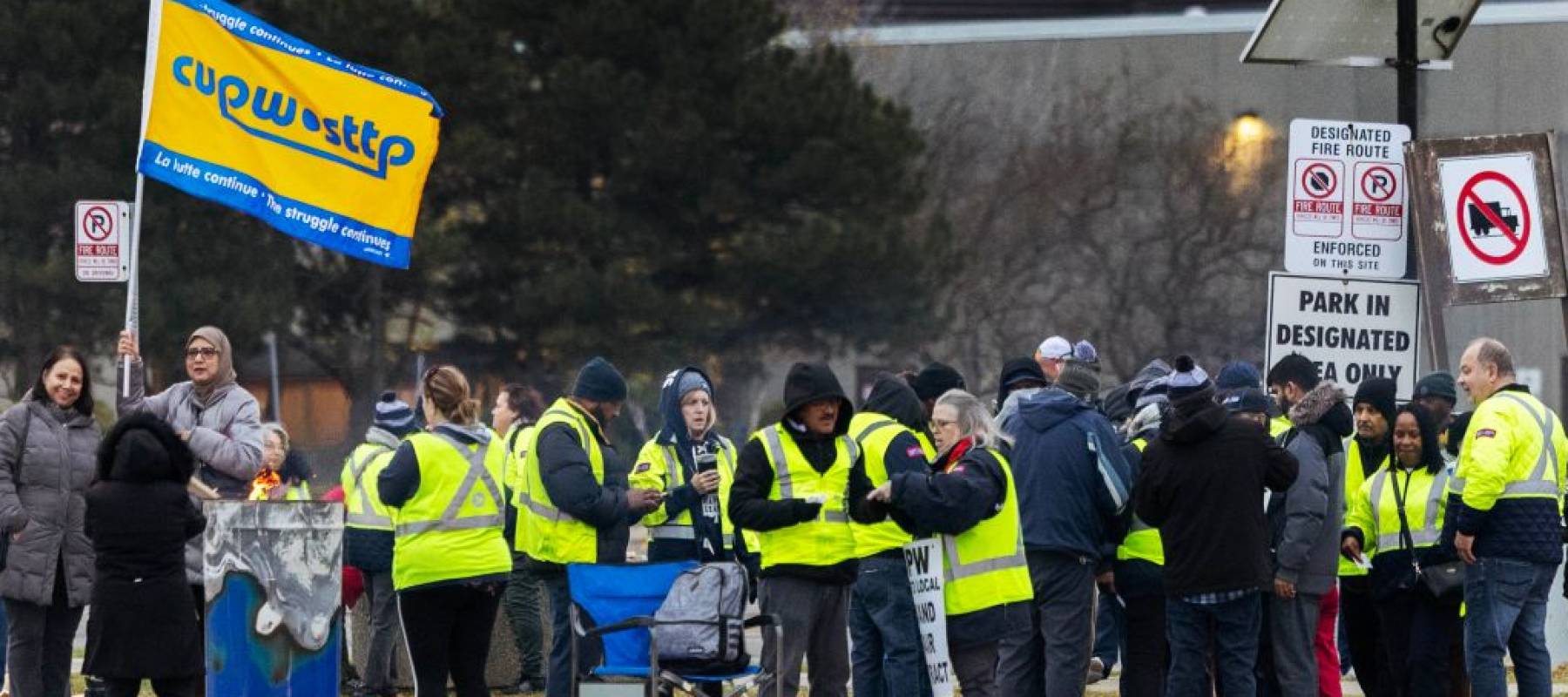 Canada Post employees on strike