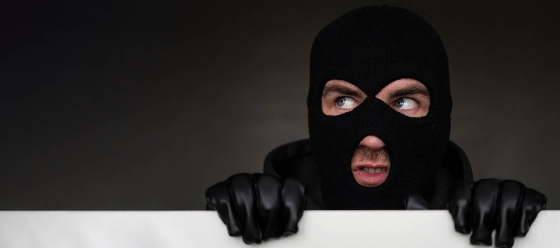 Burglar looking suspicious