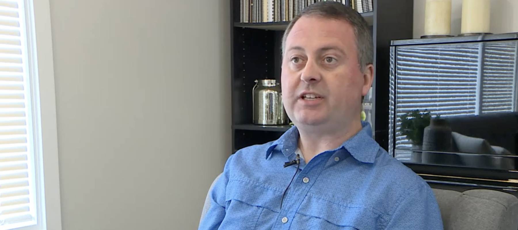 Man talks about his fight with his bank over fraudulent charges on his credit card.