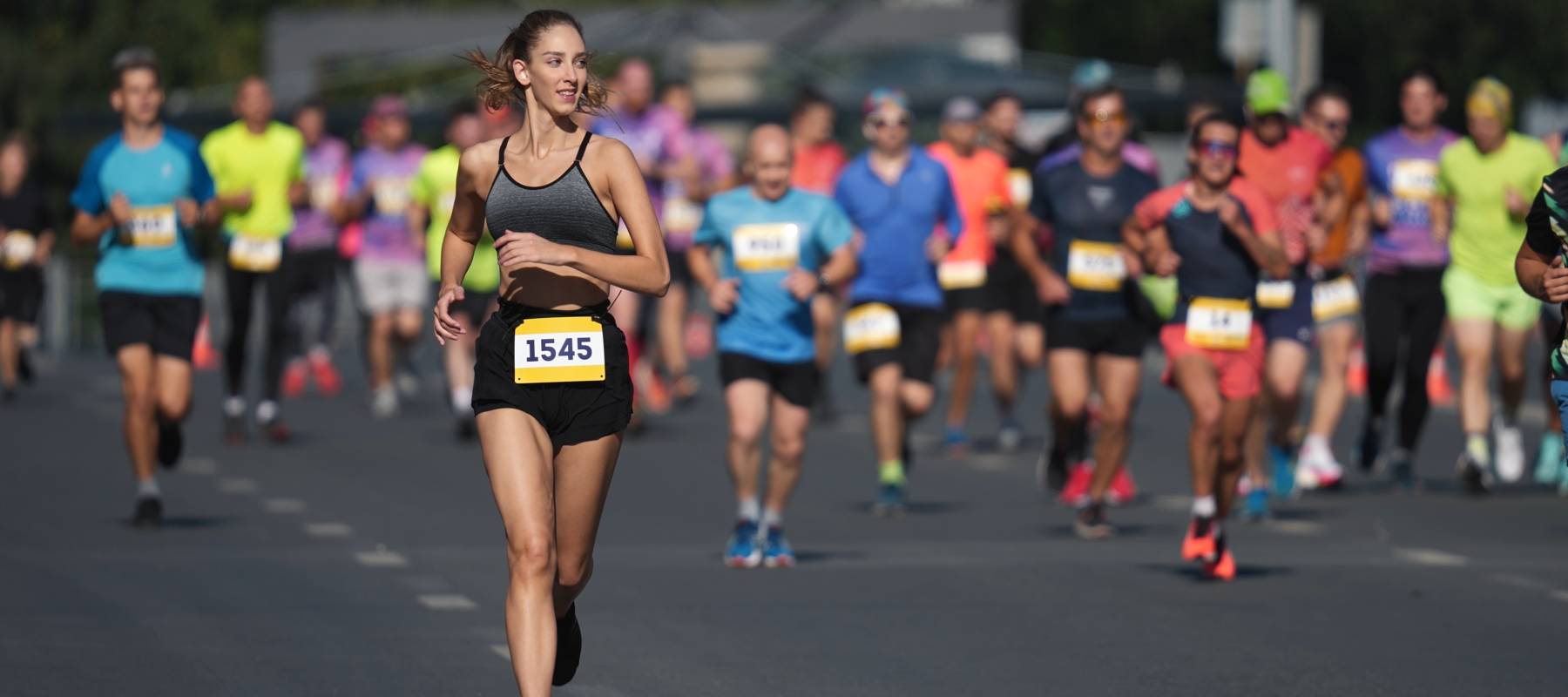 Marathan runners compete to win