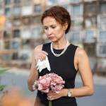Woman widow