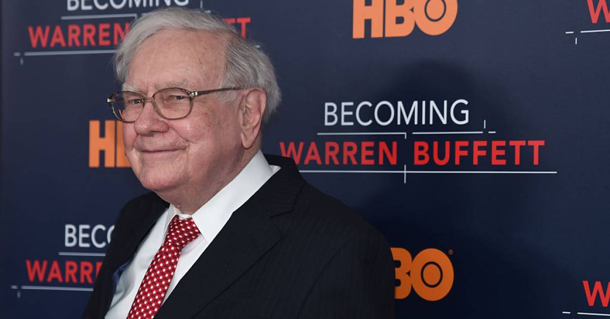 Buffett: How to build wealth on modest income