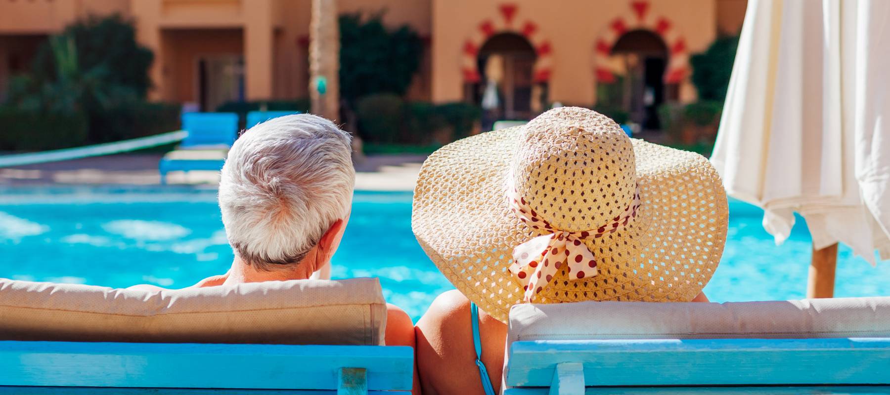 retirement, seniors, pool