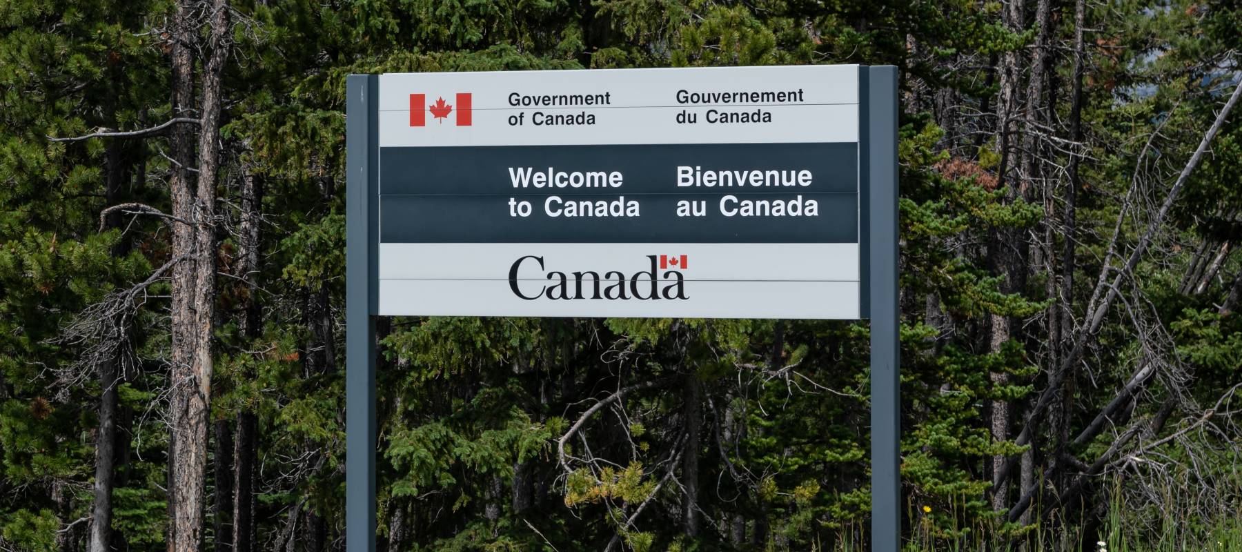 Canadian Border, Canada: July 1, 2018: Welcome To Canada Sign