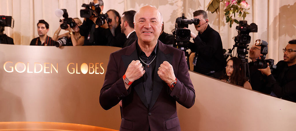 Kevin O'Leary on the red carpet of the Golden Globes
