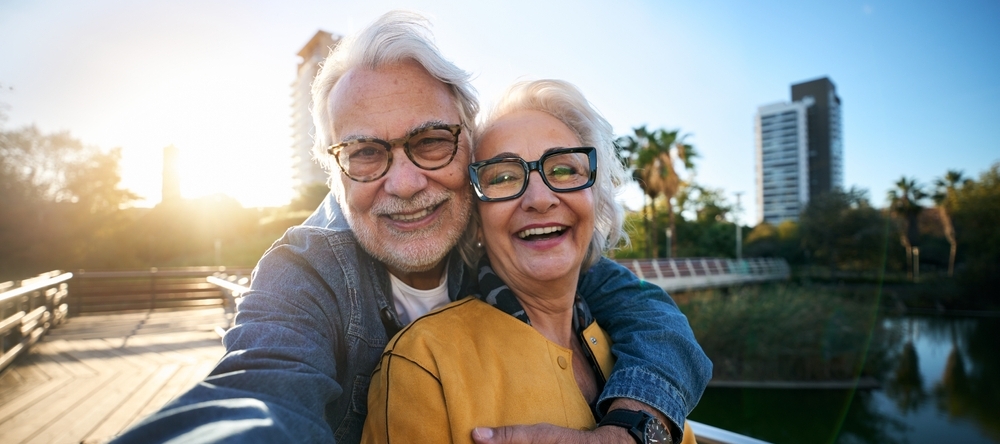 Retired white couple taking a selfie