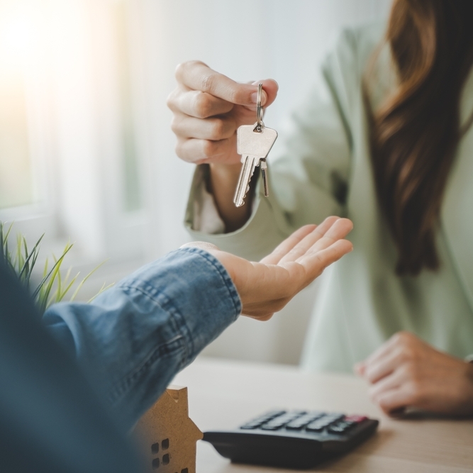 Trade cash for house keys