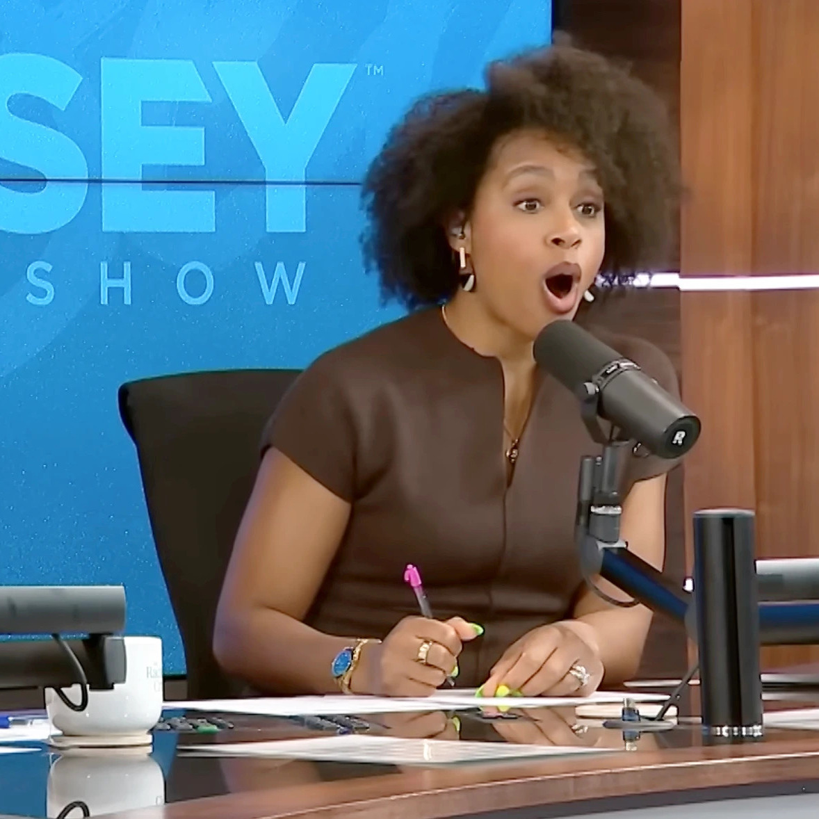 Cohosts Rachel Cruze and Jade Warshaw