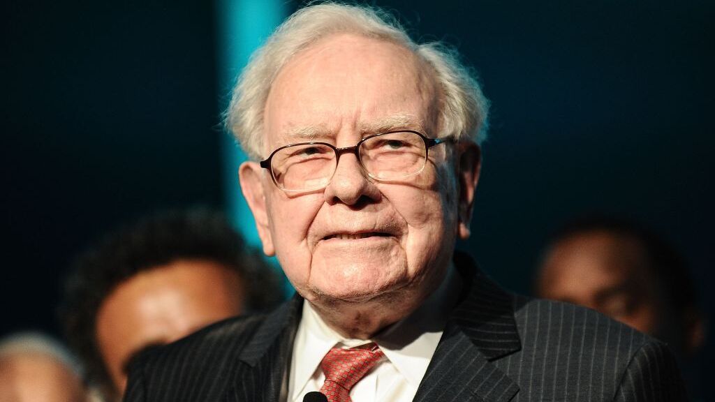 Warren Buffett retirement lessons for Canadians: 5 investing and money rules every person in their 60s should follow before leaving work