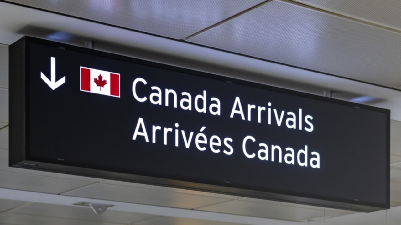 Life insurance for newcomers to Canada: what you qualify for