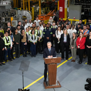 An image of Donald Trump beside an image of Mark Carney visiting a manufacturing plant