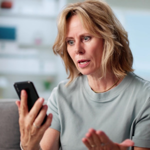 Rogers logo and woman frustrated with data issues