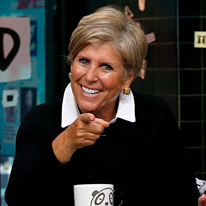 Author Suze Orman (C) poses with Build Brunch hosts (2018)