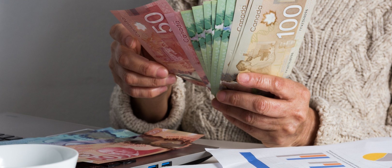 Short Term Loans in Canada: Get Info and Find the Best Lenders